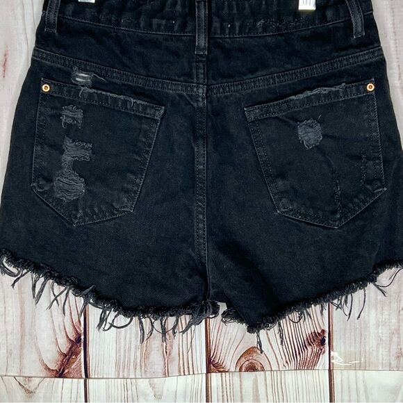 Zara | Sequin High Waist Distressed Shorts - Picture 4 of 6